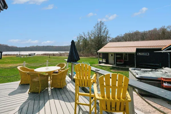 $569,900 | 14758 Hideaway Drive, Vandalia, MI 49095