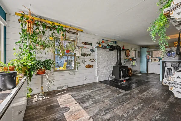 $569,900 | 14758 Hideaway Drive, Vandalia, MI 49095