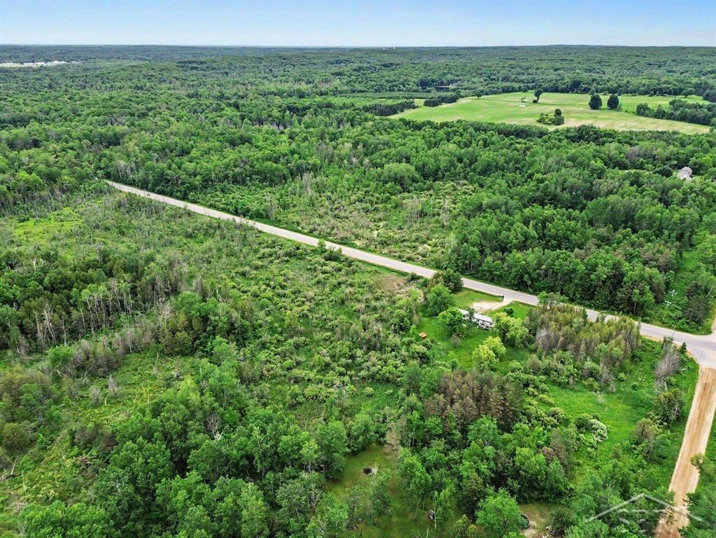 75 East Stockwell Road Harrison, MI 48625 - Photo 17 of 17 50213251-e62021f8-bb1d-4eac-901c-87982c6955bf.JPG