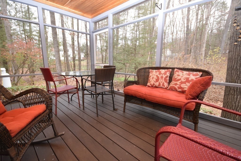 32 Aubinwood Road Amherst, MA 01002 - Photo 38 of 42 a living room with furniture and a window