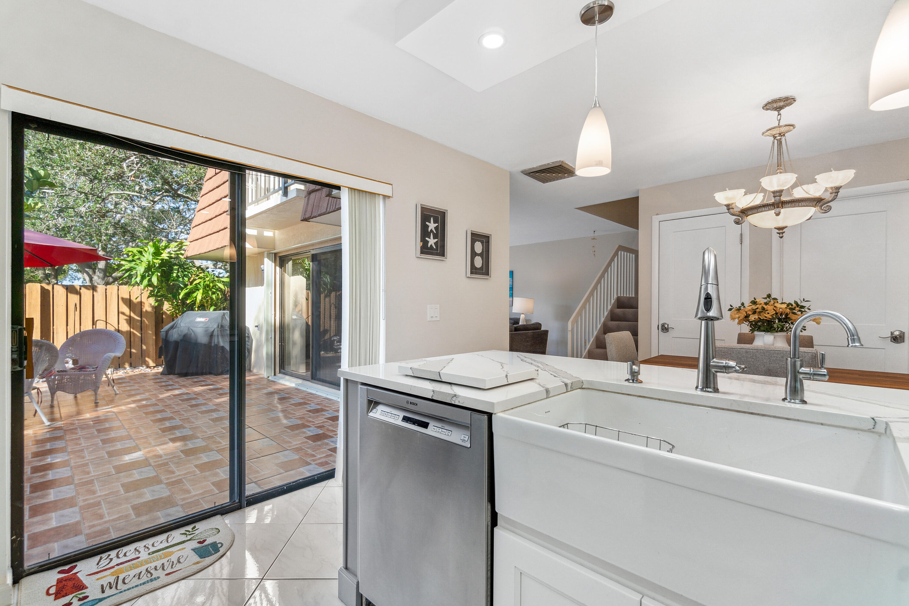 2906 29th Court Jupiter, FL 33477 - Photo 14 of 31 015-290629thCourt-Jupiter-FL-33477-FULL