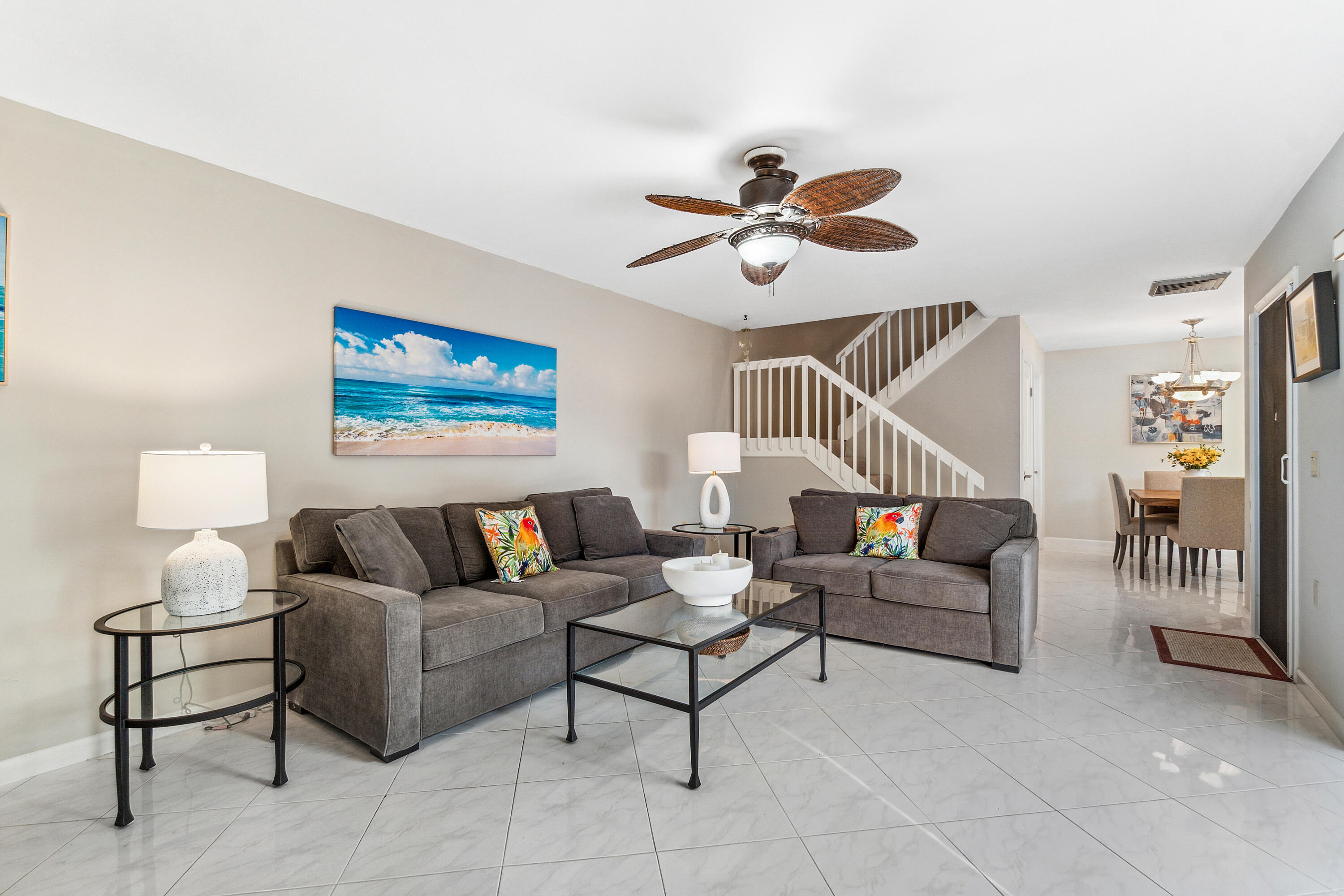 2906 29th Court Jupiter, FL 33477 - Photo 8 of 31 009-290629thCourt-Jupiter-FL-33477-FULL