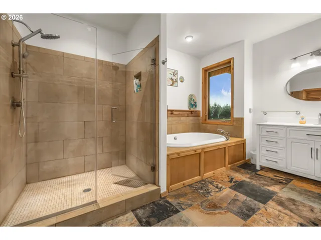 $1,599,000 | 52135 East Terra Fern Drive, Sandy, OR 97055