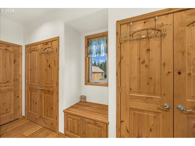 $1,599,000 | 52135 East Terra Fern Drive, Sandy, OR 97055