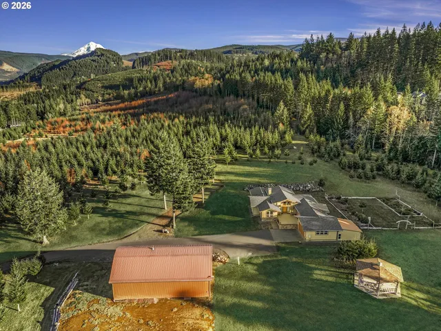 $1,599,000 | 52135 East Terra Fern Drive, Sandy, OR 97055