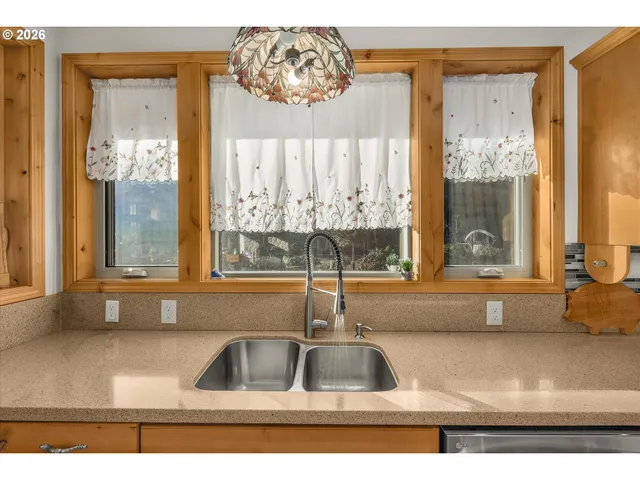 $1,599,000 | 52135 East Terra Fern Drive, Sandy, OR 97055