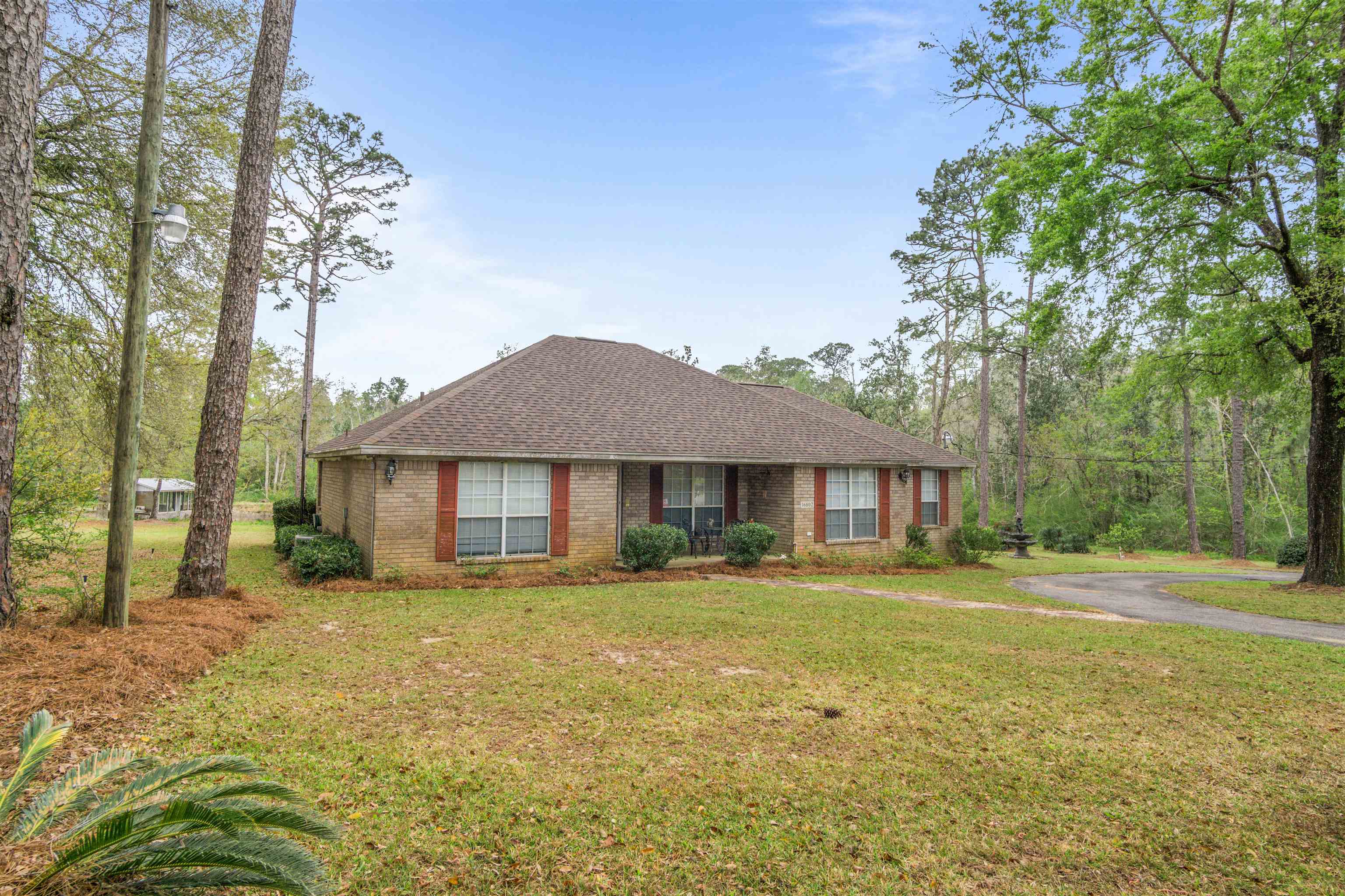 16802 Highway 104 Silverhill, AL 36576 - Photo 2 of 6