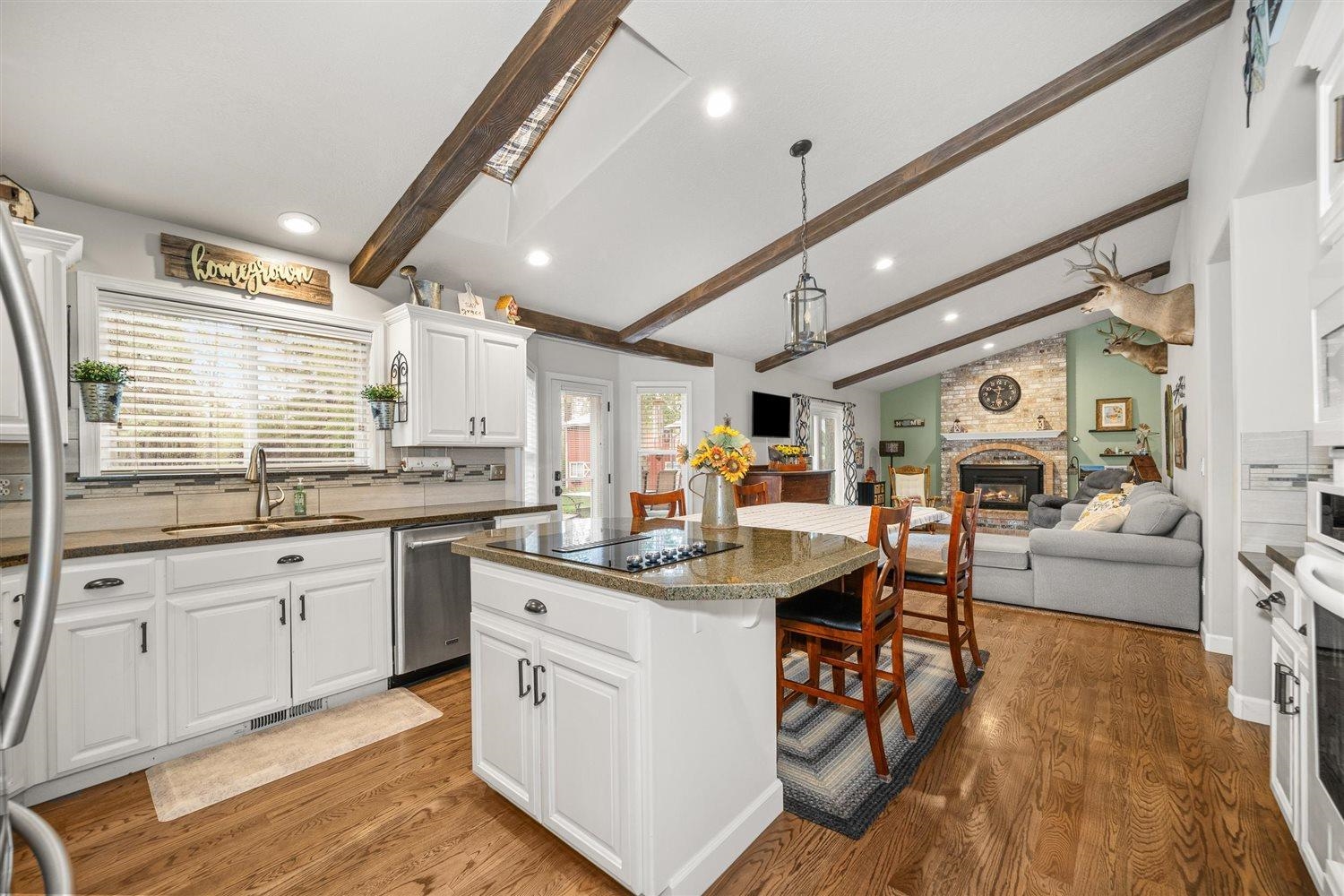 19505 North Newport Road Colbert, WA 99005 - Photo 7 of 50