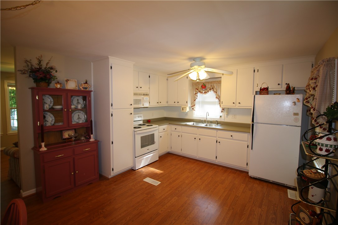 911 Shelor Ferry Road Fair Play, SC 29643 - Photo 6 of 42 Gallery Image 6