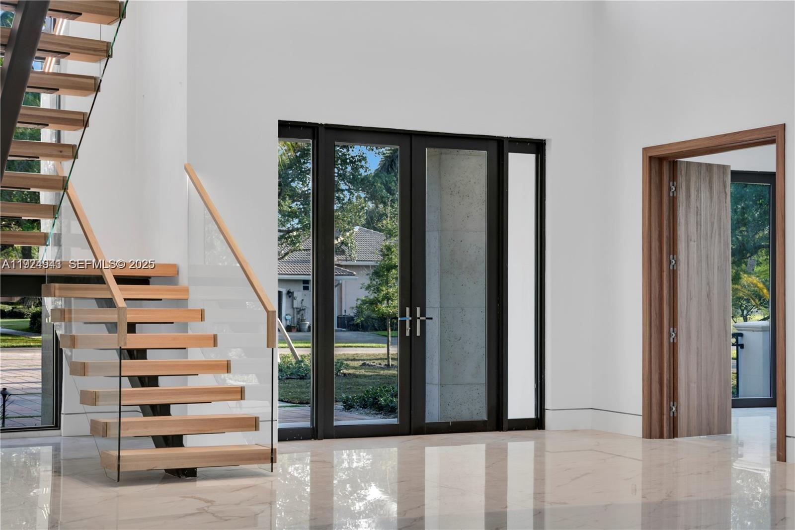 5903 Southwest 54th Court Davie, FL 33314 - Photo 7 of 47