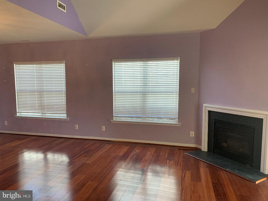 12 McCay Way Delanco, NJ 08075 - Photo 4 of 17 Gallery Image 4