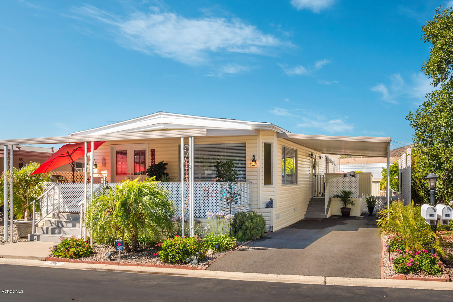 195 Tierra Rejada Road, Unit 134 Simi Valley, CA 93065 - Photo 1 of 43 195 Tierra Rejada Rd Unit 134-large-007-