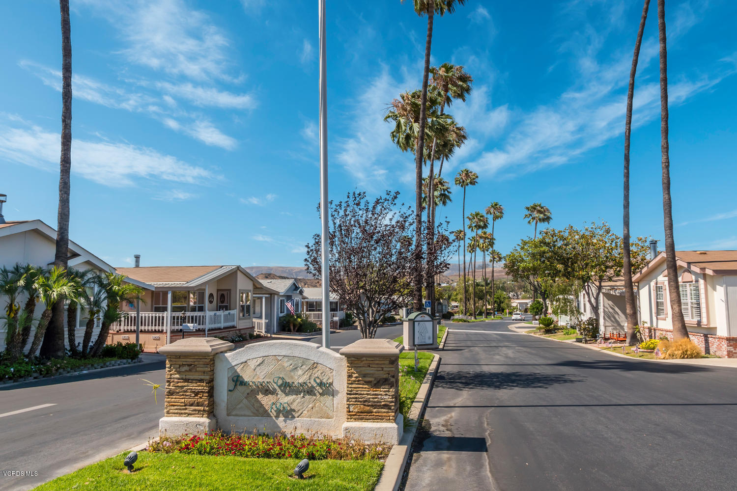 195 Tierra Rejada Road, Unit 134 Simi Valley, CA 93065 - Photo 2 of 43 195 Tierra Rejada Rd Unit 134-large-001-