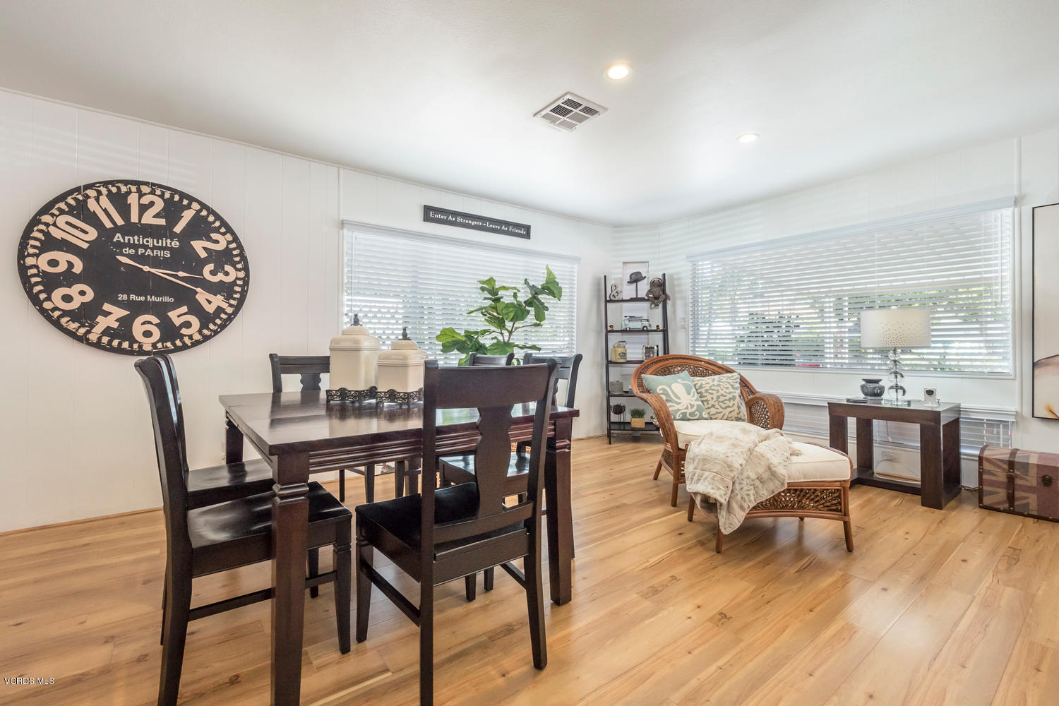195 Tierra Rejada Road, Unit 134 Simi Valley, CA 93065 - Photo 15 of 43 195 Tierra Rejada Rd Unit 134-large-021-