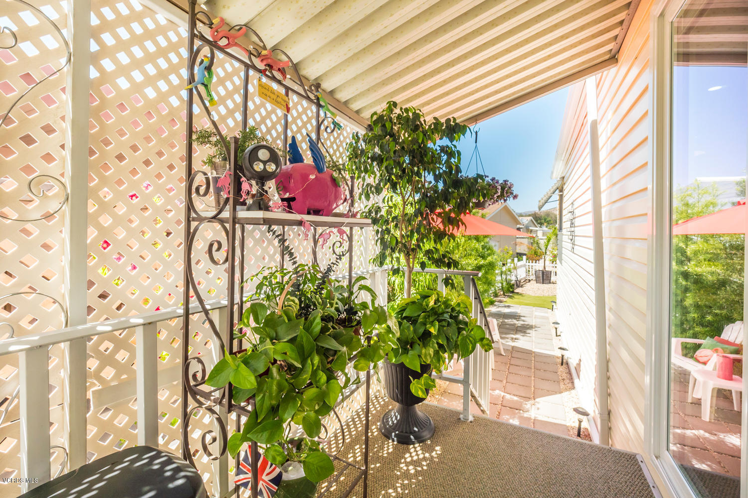 195 Tierra Rejada Road, Unit 134 Simi Valley, CA 93065 - Photo 40 of 43 195 Tierra Rejada Rd Unit 134-large-012-