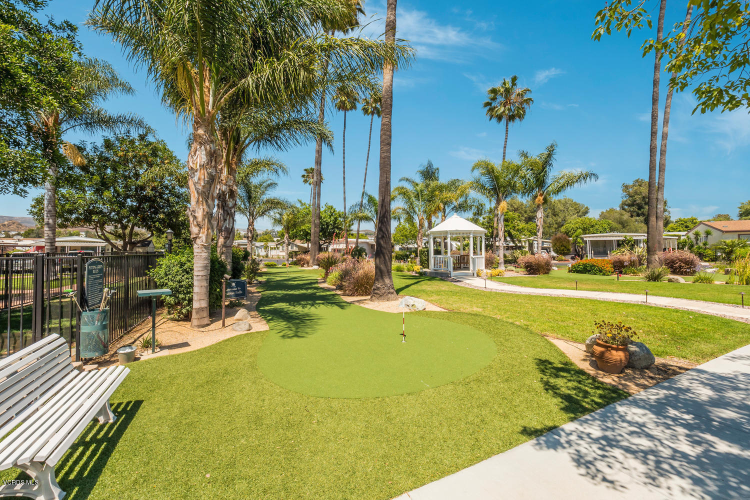195 Tierra Rejada Road, Unit 134 Simi Valley, CA 93065 - Photo 5 of 43 195 Tierra Rejada Rd Unit 134-large-004-
