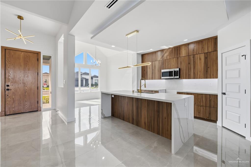 2709 East Pecos Road Edinburg, TX 78542 - Photo 6 of 24