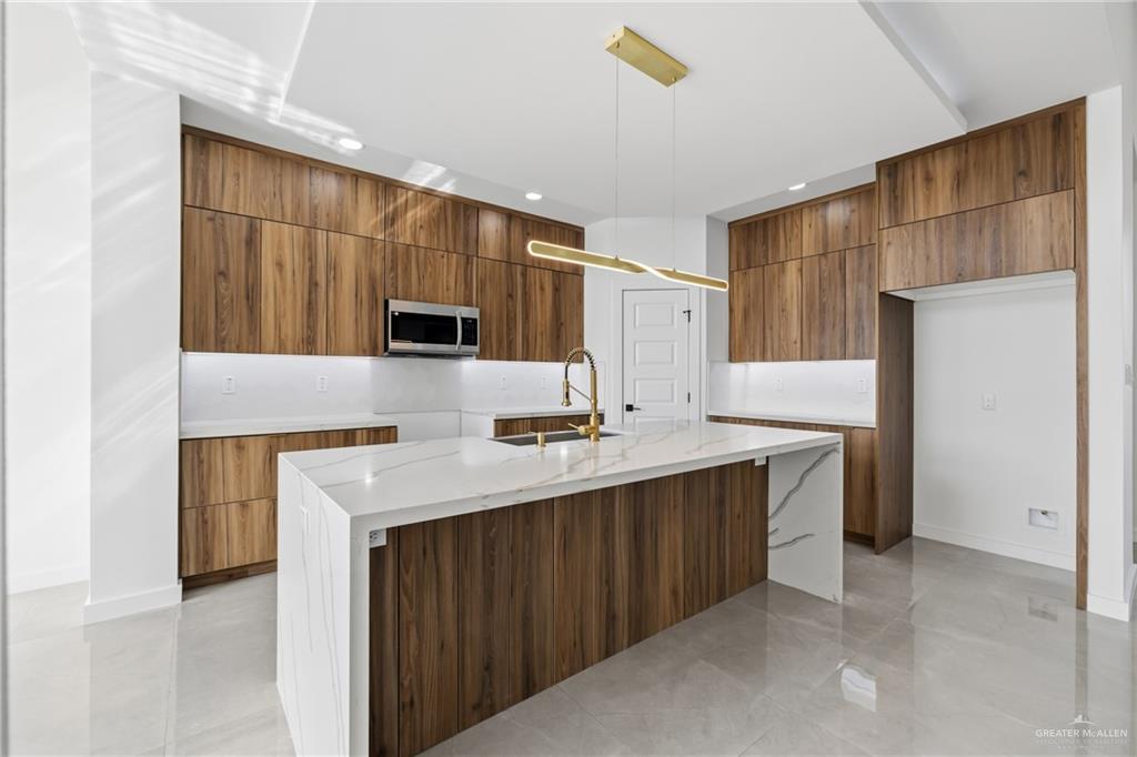 2709 East Pecos Road Edinburg, TX 78542 - Photo 7 of 24