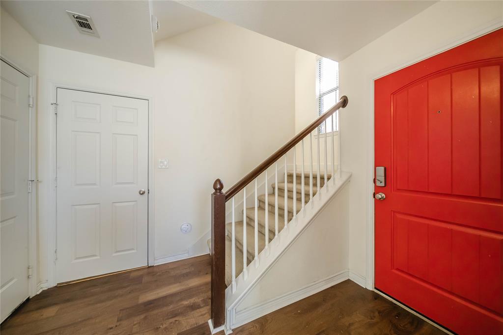 2002 Azure Pointe Richardson, TX 75080 - Photo 6 of 29
