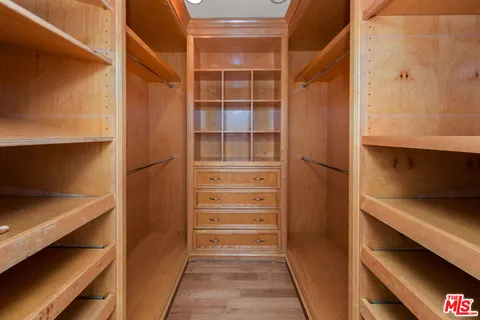 $8,800 | 6431 Maryland Drive, Los Angeles, CA 90048