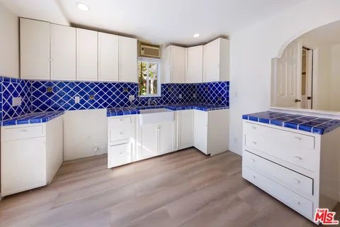 $8,800 | 6431 Maryland Drive, Los Angeles, CA 90048