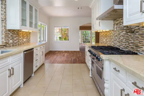 $8,800 | 6431 Maryland Drive, Los Angeles, CA 90048