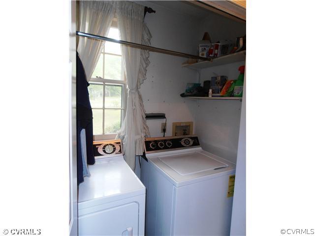 4901 Rollingway Road Chesterfield, VA 23832 - Photo 9 of 14 a utility room with dryer and washer