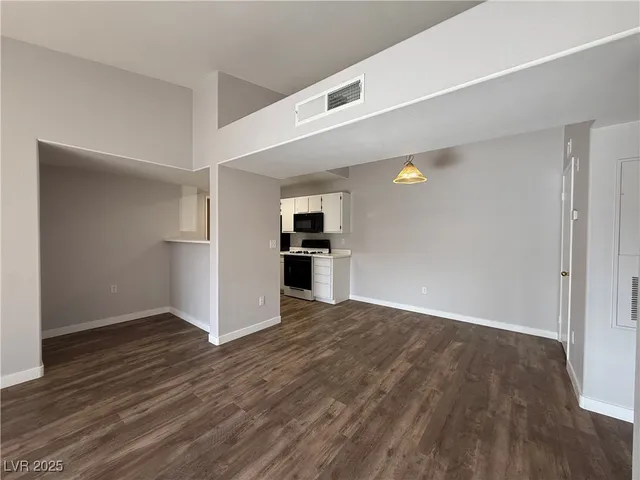 $1,250 | 7885 West Flamingo Road, Unit 2153, Las Vegas, NV 89147