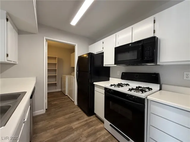 $1,250 | 7885 West Flamingo Road, Unit 2153, Las Vegas, NV 89147