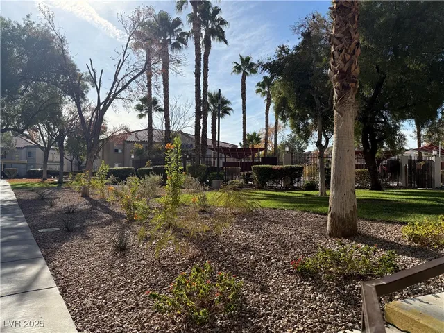 $1,250 | 7885 West Flamingo Road, Unit 2153, Las Vegas, NV 89147