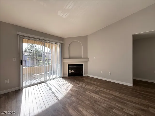$1,250 | 7885 West Flamingo Road, Unit 2153, Las Vegas, NV 89147