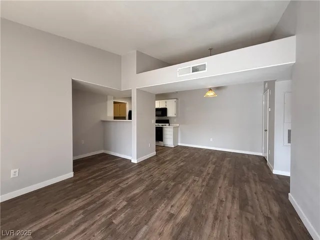 $1,250 | 7885 West Flamingo Road, Unit 2153, Las Vegas, NV 89147