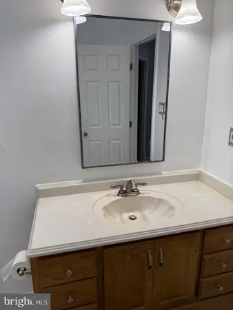 $1,800 | 8159 Gilroy Drive, Lorton, VA 22079