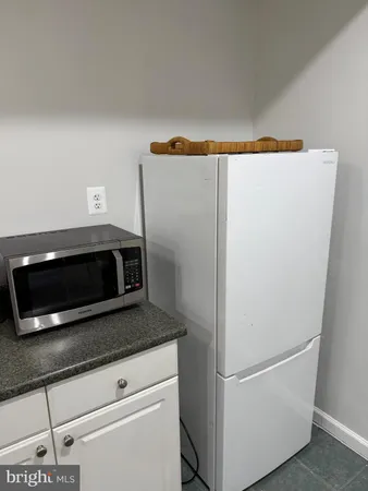 $1,800 | 8159 Gilroy Drive, Lorton, VA 22079