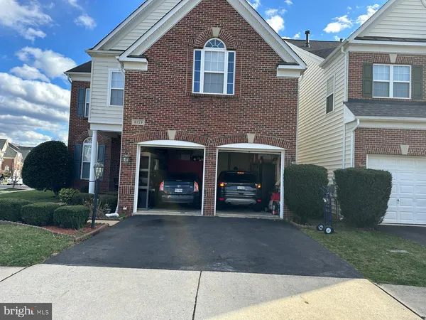 $1,800 | 8159 Gilroy Drive, Lorton, VA 22079