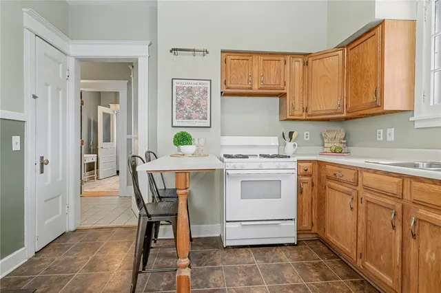 $1,595 | 30 Shepard Street, Rochester, NY 14620