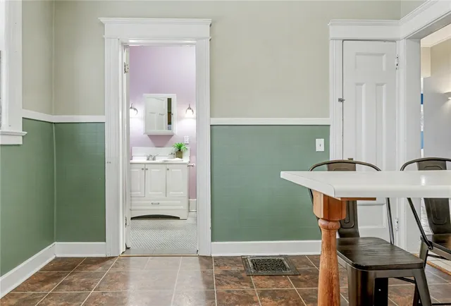 $1,595 | 30 Shepard Street, Rochester, NY 14620