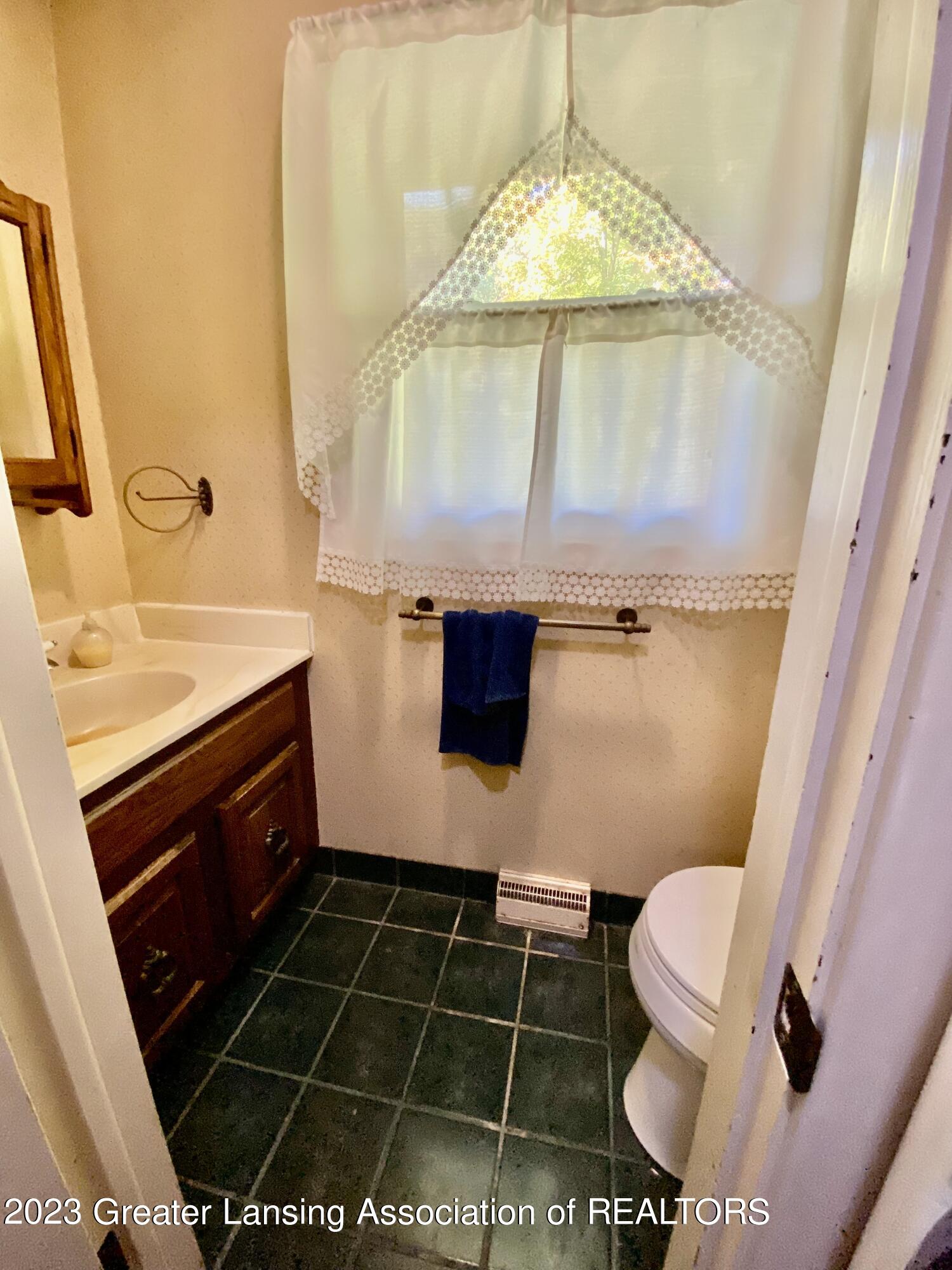 700 Gale Road Eaton Rapids, MI 48827 - Photo 38 of 60 IMG-0246
