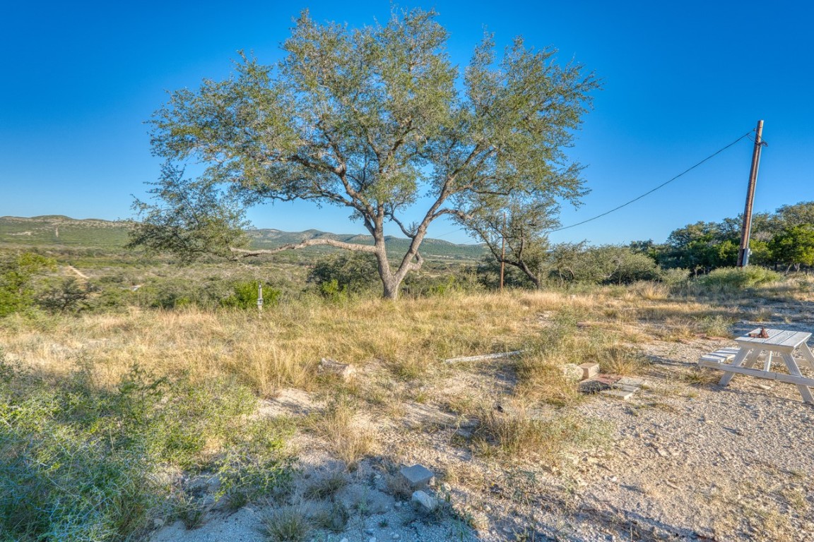 32901 Highway 55 Uvalde, TX 78801 - Photo 20 of 37