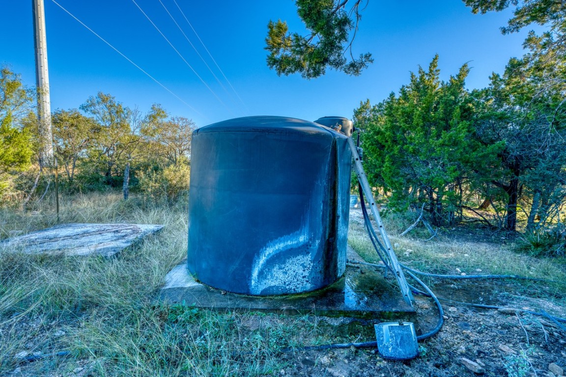 32901 Highway 55 Uvalde, TX 78801 - Photo 28 of 37 a view of a wooden fence