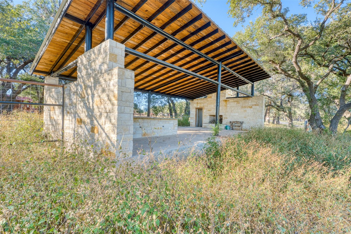 32901 Highway 55 Uvalde, TX 78801 - Photo 34 of 37 a backyard of a house with table and chairs