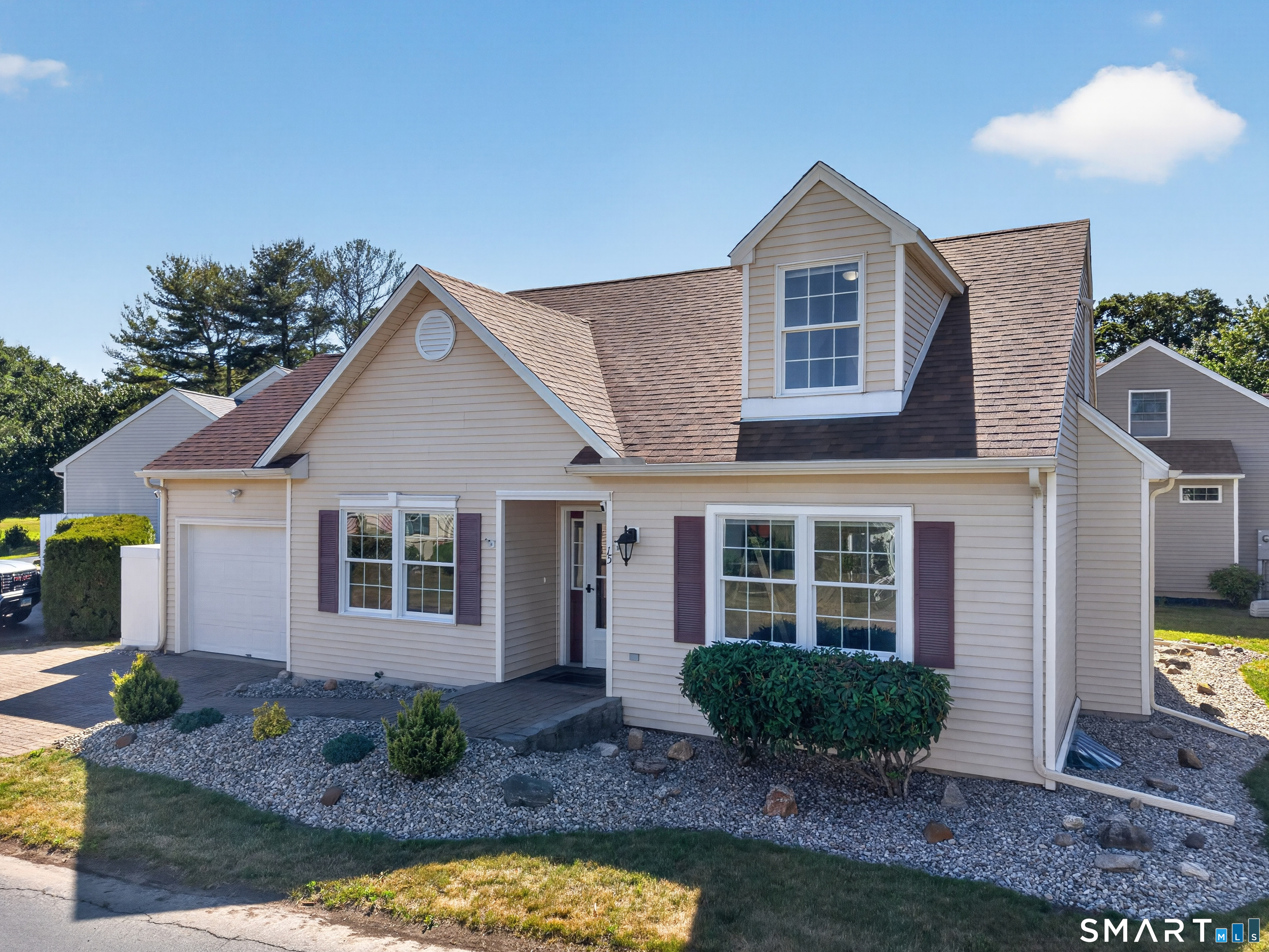 15 Silverbrook Lane, Unit 15 Clinton, CT 06413 - Photo 2 of 40