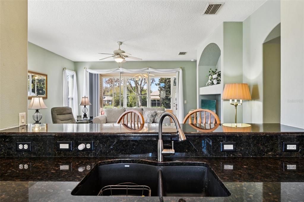 6105 Dory Way Tavares, FL 32778 - Photo 15 of 48