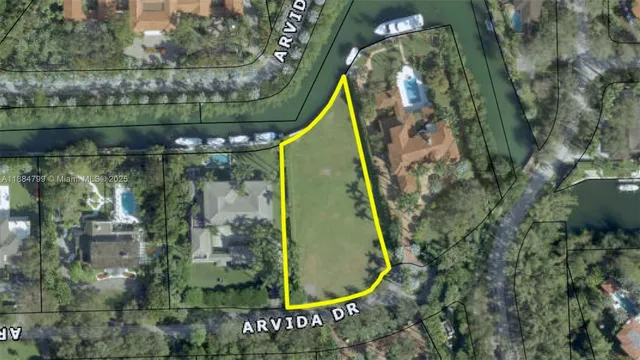 $14,900,000 | 9175 Arvida Drive, Coral Gables, FL 33156
