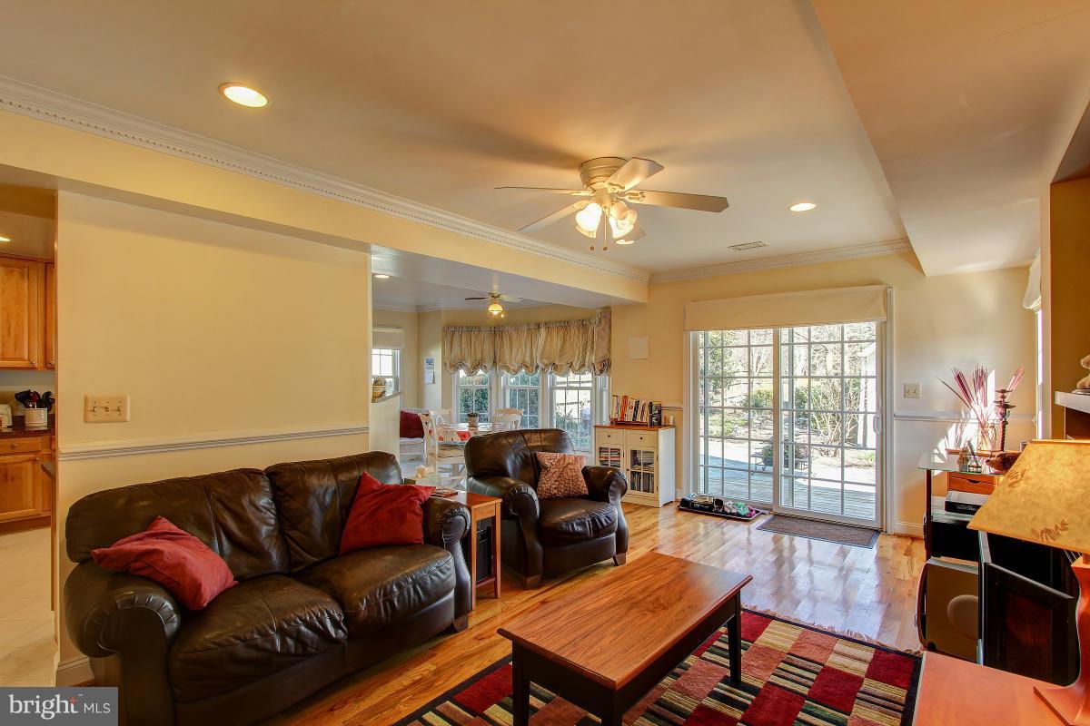 701 Ritchie Avenue Silver Spring, MD 20910 - Photo 13 of 30 Family Room