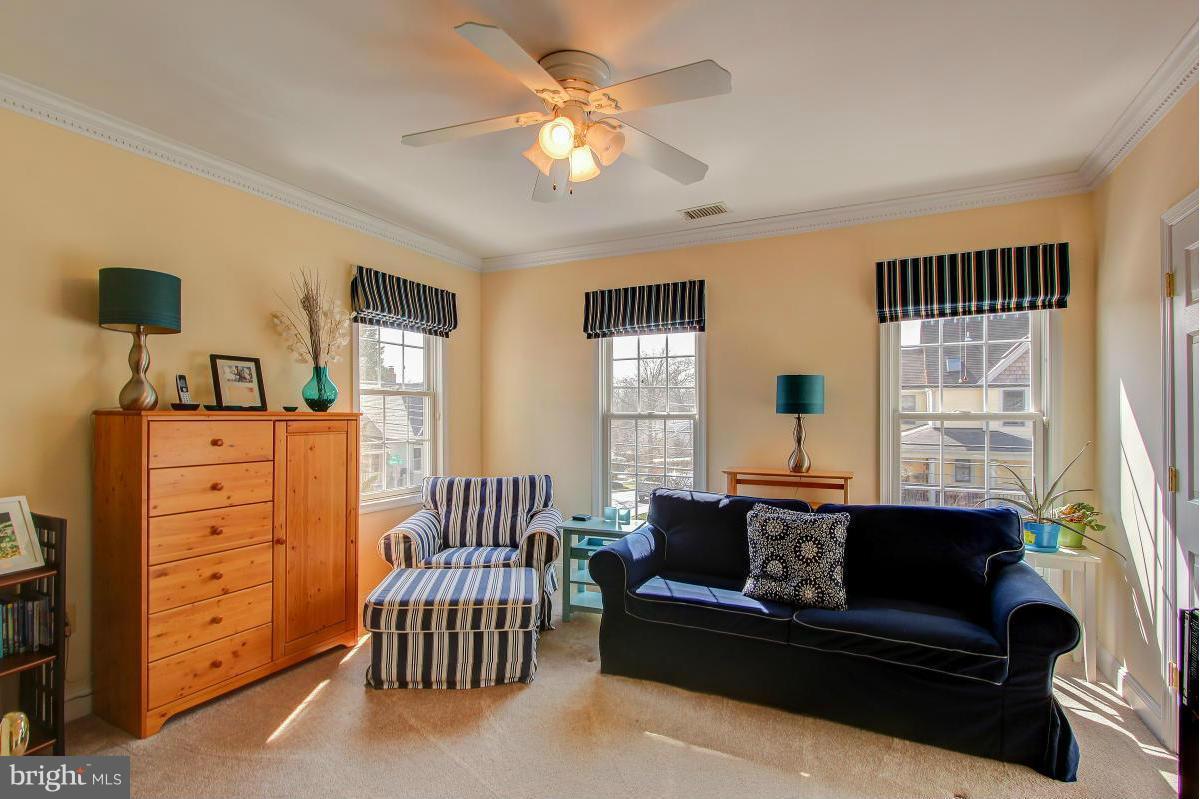 701 Ritchie Avenue Silver Spring, MD 20910 - Photo 17 of 30 Bedroom