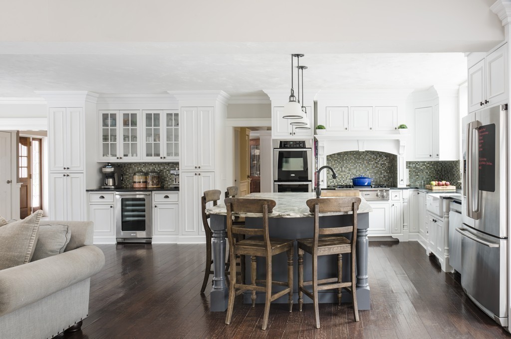 358 Cartwright Needham, MA 02492 - Photo 4 of 23