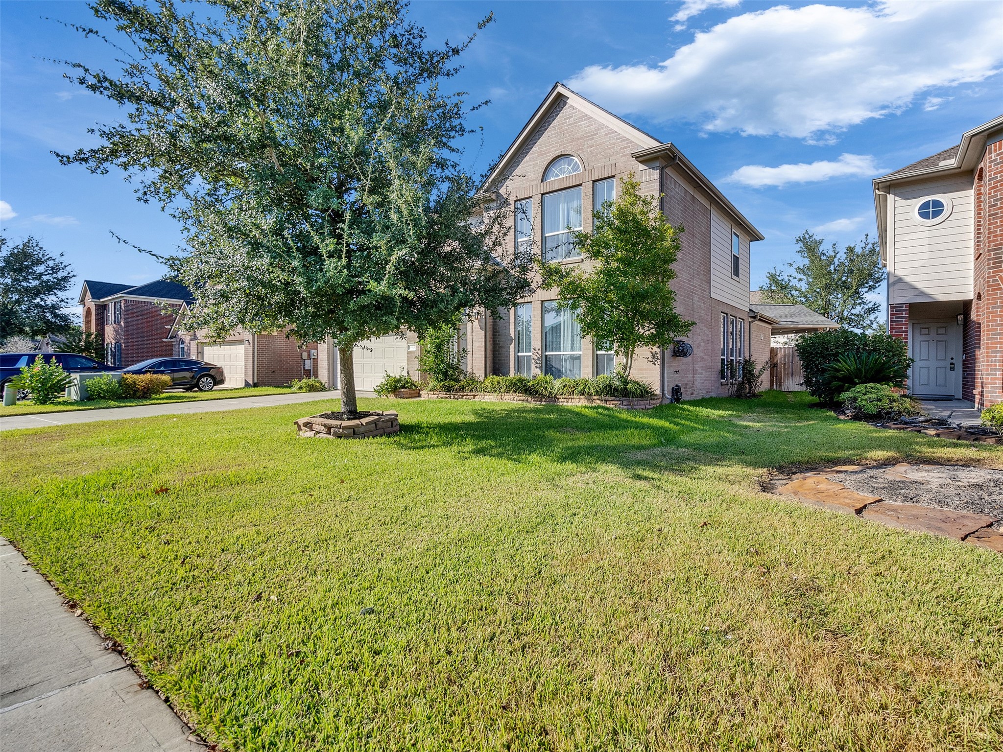 9915 Valance Way Conroe, TX 77385 - Photo 3 of 31