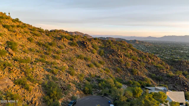 a view of a large building