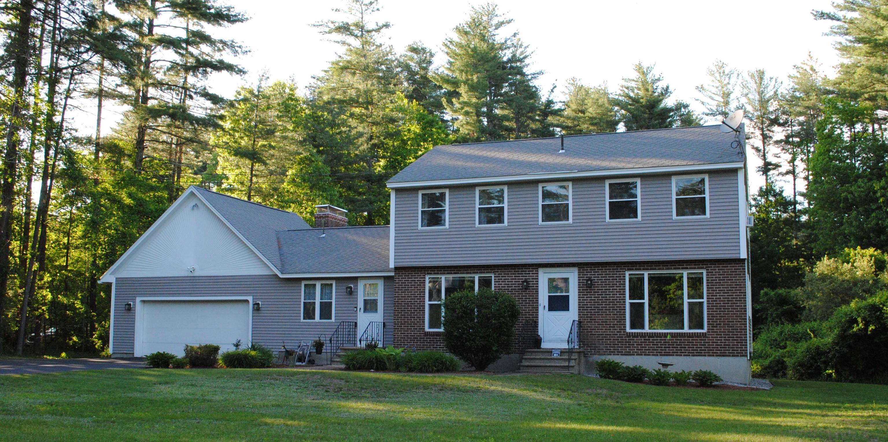 59 Page Road Litchfield, NH 03052 - Photo 3 of 32